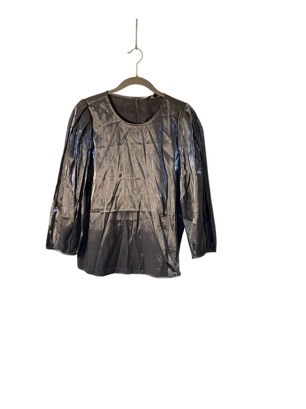 NWT banana republic, women’s silver glittery, 3/4 puff sleeve blouse S